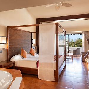 Privileged Deluxe Junior Suite